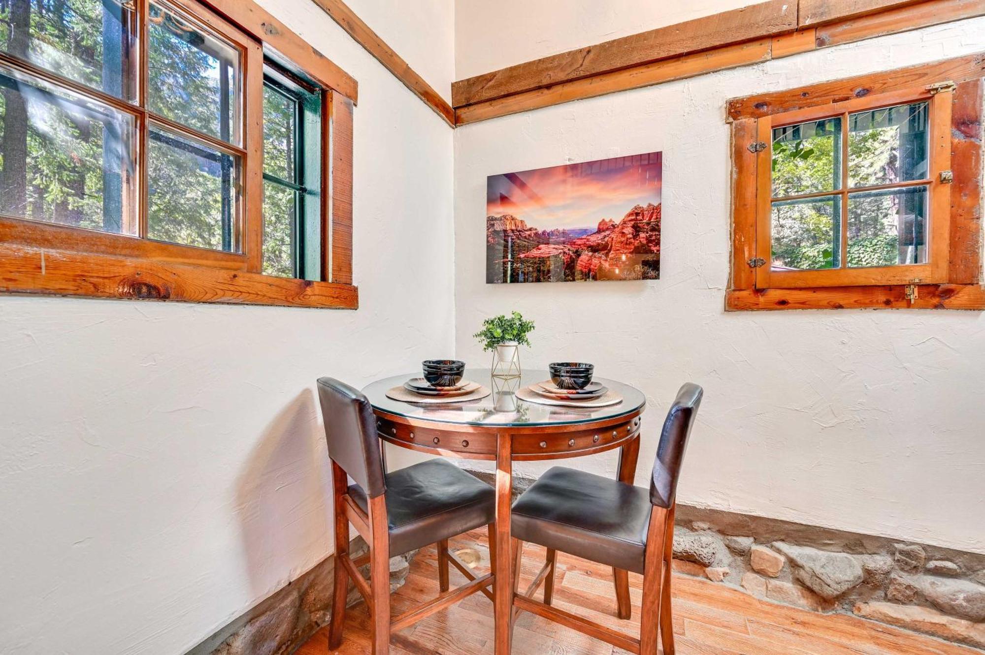 Peaceful Sedona Retreat With Patio And Mtn Views! Appartement Buitenkant foto